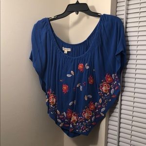 Blue, floral top